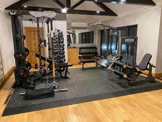 De Tunturi SM80: de ultieme home gym voor een complete full-body training.