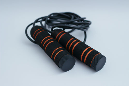 Slim springtouw met LED-display voor real-time tracking.