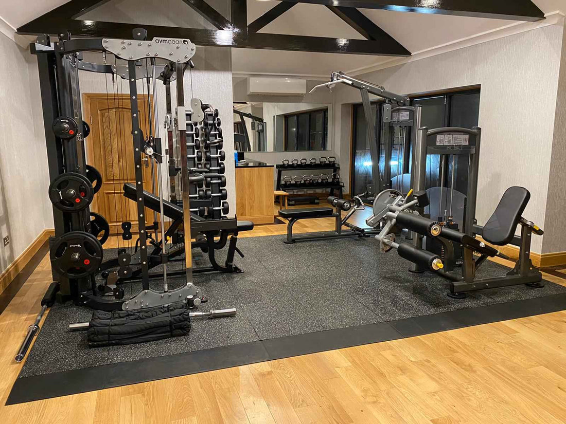 De Tunturi SM80: de ultieme home gym voor een complete full-body training.