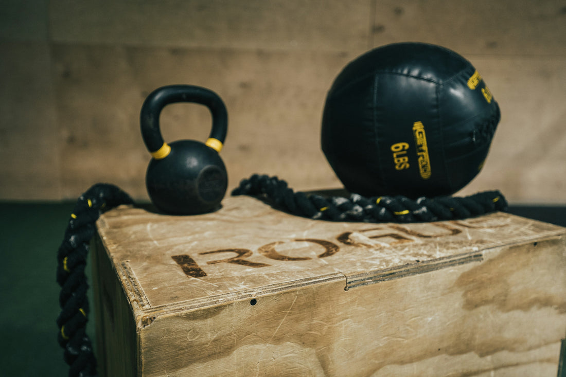 Tunturi Plyo Box – Houten plyometrische box met zachte buitenlaag voor krachttraining en explosiviteit.