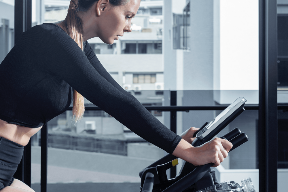 Crosstrainer vs. hometrainer: vergelijking van de beste opties voor thuisfitness.