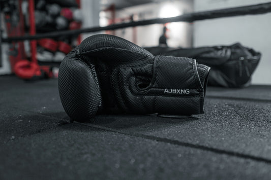 Venum Elite Bokshandschoenen – Premium handschoenen voor maximale bescherming en grip.
